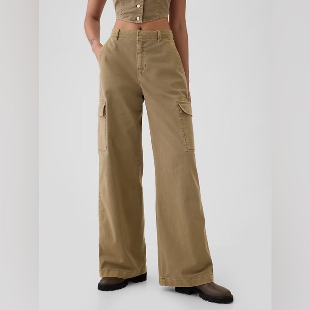 Gap High Waist Tan Cargo Wide Leg Pants